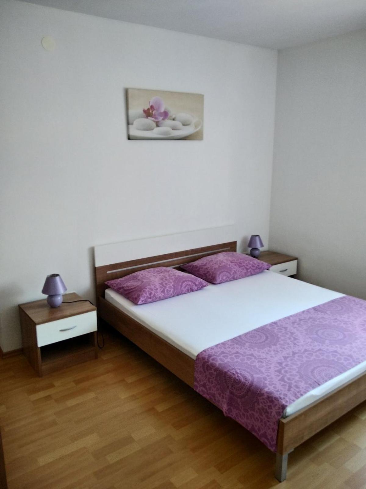 Apartmani Daria オレビック 部屋 写真