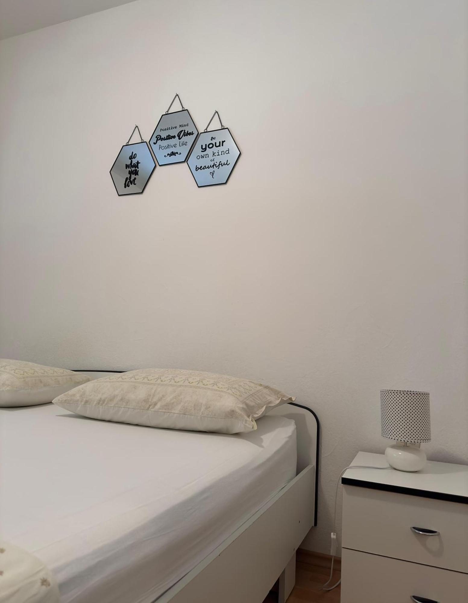 Apartmani Daria オレビック エクステリア 写真